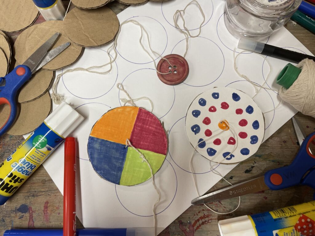 Skaparmåndag: Knappsnurra